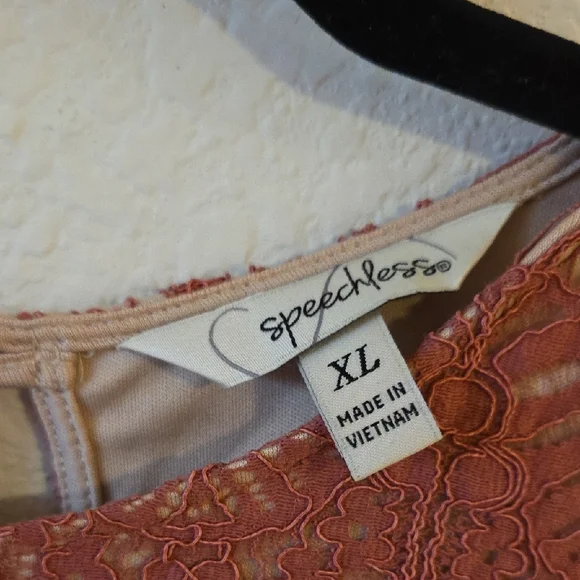 Speechless Sleeveless Lace Mini Dress - Mauve - Picture 3 of 5